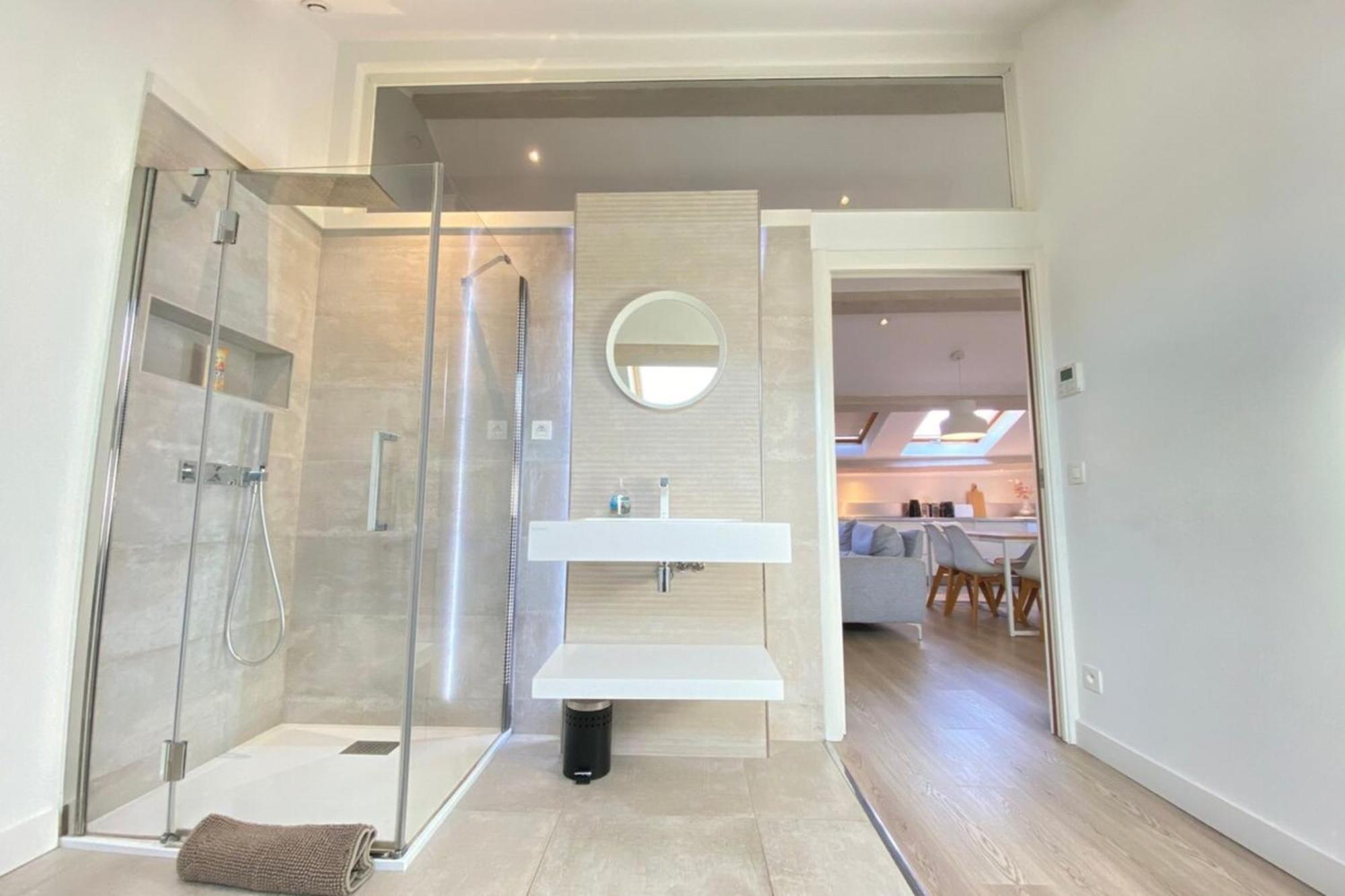 Modern & Bright 4-Room Apartment In Cannes Banane المظهر الخارجي الصورة