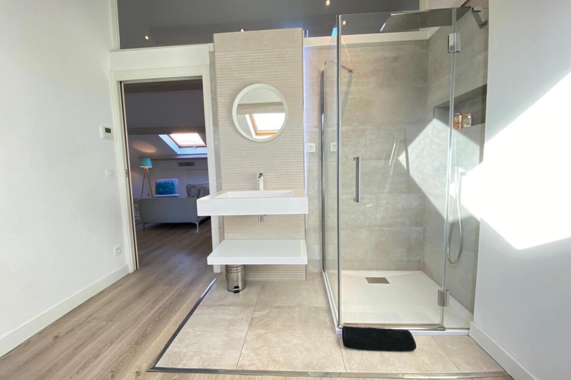 Modern & Bright 4-Room Apartment In Cannes Banane المظهر الخارجي الصورة