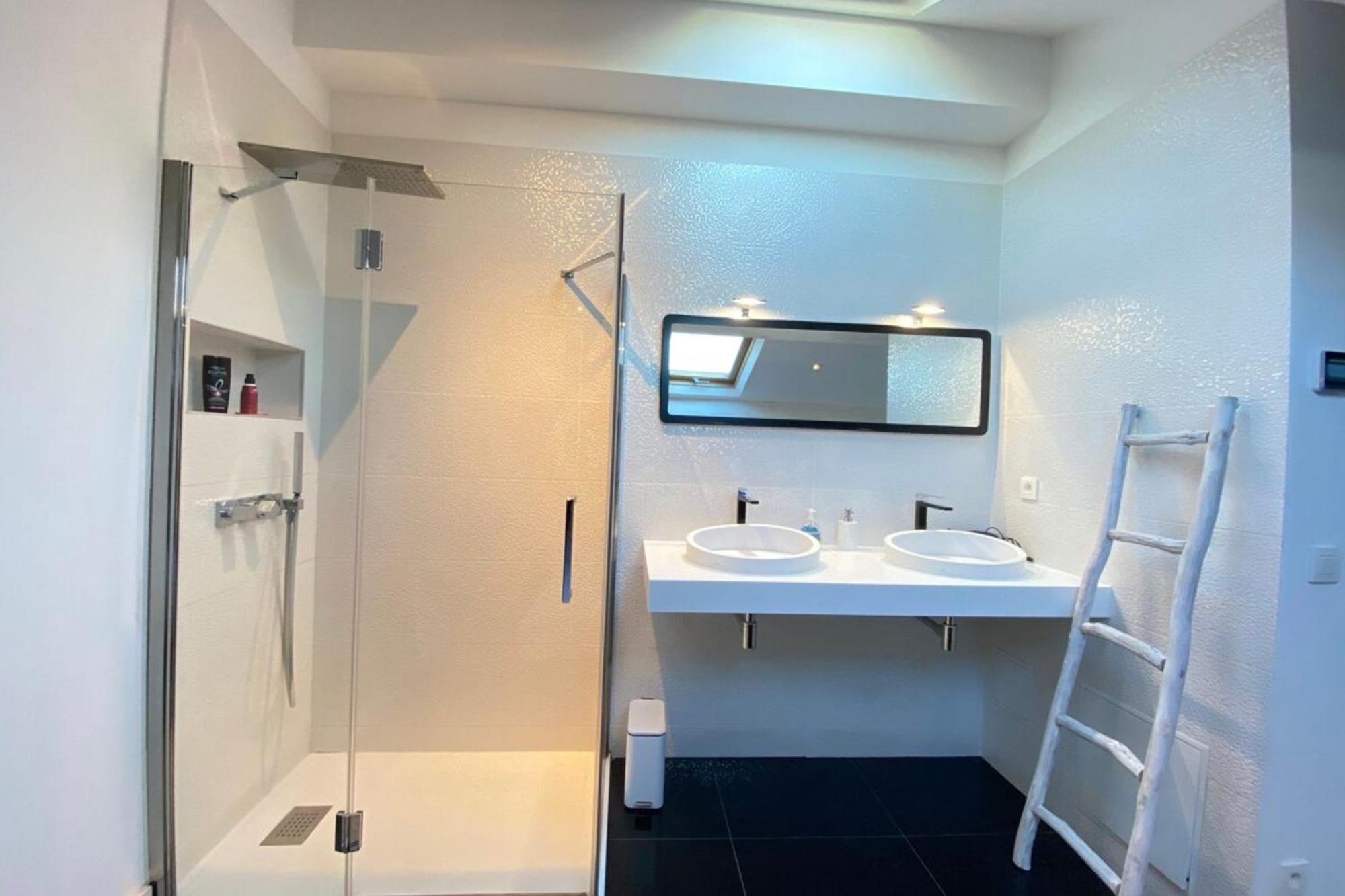 Modern & Bright 4-Room Apartment In Cannes Banane المظهر الخارجي الصورة